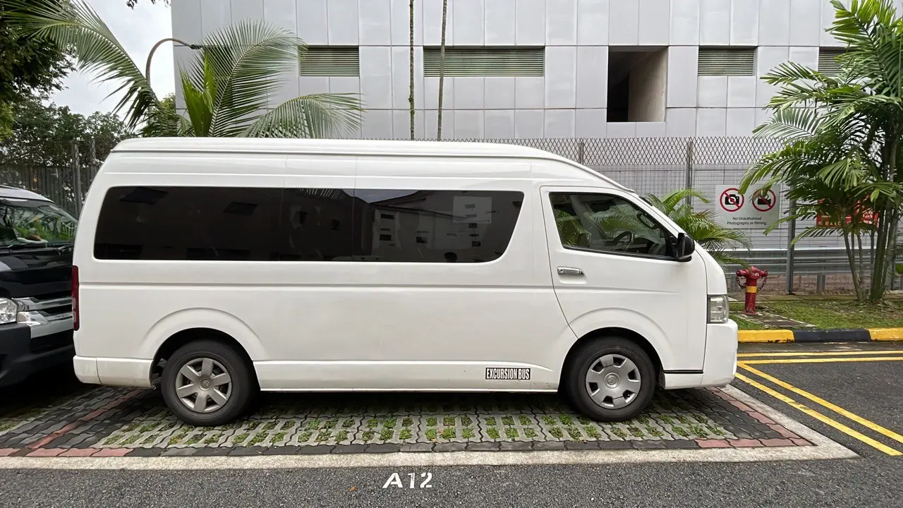 Your Guide to Bus Charter Services in Singapore: Finding a Reliable Bus for Hire